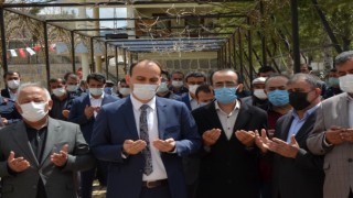 Çağlayancerit’te Sosyal Market ve Aşevi Açıldı