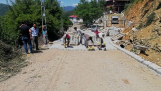 Büyükşehir Belediyesinden Yol Yapım Çalışması