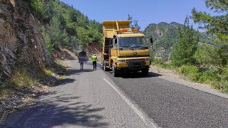 Kahramanmaraş'ta Beş Mahallede Yol Bakım Çalışması