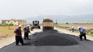 Karaziyaret'te Asfalt Çalışması Sürüyor