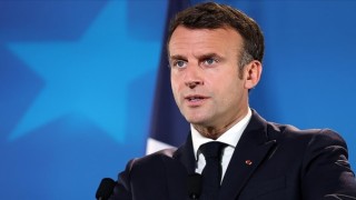 Fransa Cumhurbaşkanı Macron Tokatlandı