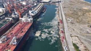 Marmara'da İki Günde 392 Metreküp Musilaj Temizlendi