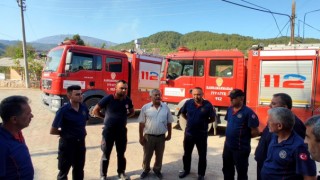 Antalya Halkı Kahramanmaraş İtfaiyesi'ne Teşekkür Etti