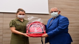 Onikişubat Belediyesi Çalışanlarına AFAD’tan Acil Durum Çantası