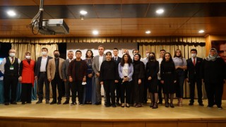 Liseliler Mehmet Akif’in Şiirlerini Seslendirdi
