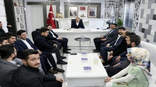Ak Partili Gençlerden, Başkan Kılınç'a Ziyaret