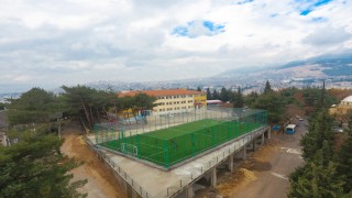 Altı Semt Pazarı Üsttü Halı Saha