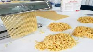 Evde Çok Çeşitli Noodle tarifleri