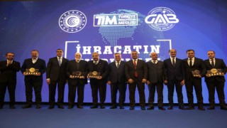 İhracatçı Birlikleri Gaib Tarafından Ödüllendirildi.