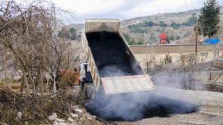 Dulkadiroğlu’ndan Peynirdere’de Asfalt Çalışması