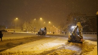 Kahramanmaraş Büyükşehir 210 Araçla Sahada