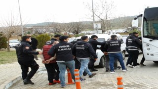 Kahramanmaraş'ta 15 Sokak Satıcısı Yakalandı