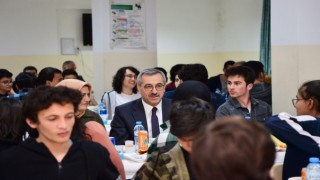 Başkan Güngör Öğrencilerle İftar Yaptı