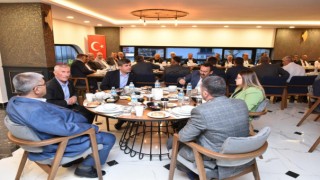 Vali Coşkun, Muhtarlarımızla İftarda Bir Araya Geldi