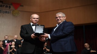 Onikişubat Belediyesi’nin ‘Sevgi Şarkıları Konseri’ne Yoğun İlgi