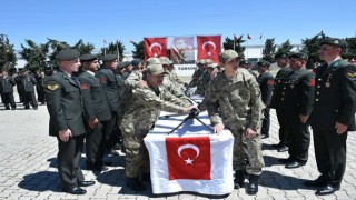 Vali Coşkun, Engelli Kardeşlerimizin 1 Günlük Askerlik Heyecanına Ortak Oldu