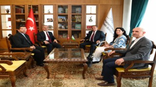 Başkan Güngör Özbekistan Heyetini Makamında Ağırladı
