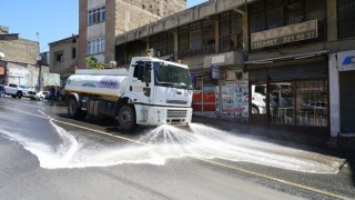 Büyükşehir, Temizlik Çalışmalarını Sürdürüyor