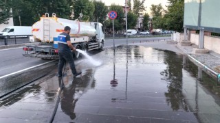 Kahramanmaraş Büyükşehir Ekipleri Bayramda da Sahada
