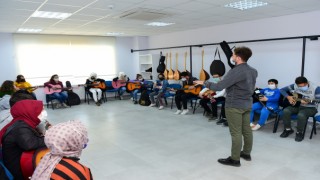 Yaz Tatİlİnde Gençlerİn Gözdesİ Dulkadİroğlu Gençlİk Merkezİ Oldu