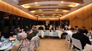 Başkan Güngör, AK Gençlik Yönetimiyle Buluştu