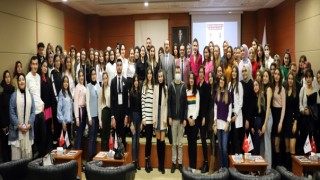 Sanko Üniversitesinde Bagırsak Sendromu ve Tıbbi Beslenme Tedavisi Konulu Panel