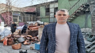 Bakırcılar Enkaz Altında Kurtulmayı Bekliyor!