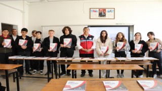 BAKANLIĞIMIZDAN ÖĞRENCİLERE YARDIMCI KAYNAK KİTAP DAĞITIMI BAŞLADI