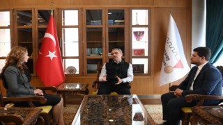 Başkan Güngör'e Karakoç'tan Ziyaret