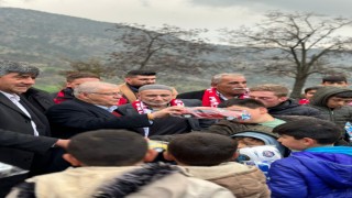 Şahinkayası, iftar programında Başkan Mahçiçek’i bağrına bastı