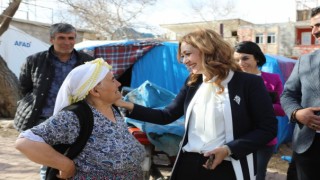 Zuhal Karakoç Dora " Bölüşürsek Tok Oluruz Bölünürsek Yok Oluruz..."