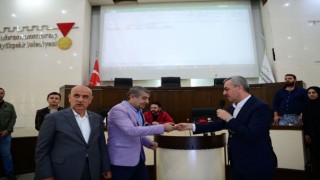 Başkan Güngör; “Geçici iş yerleri bir bir teslim ediliyor”