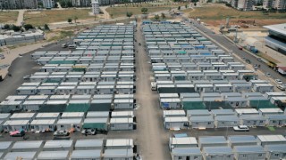Büyükşehir, Elbistan’daki MÜSİAD Geçici Konaklama Merkezi’nin Yollarını Asfaltladı