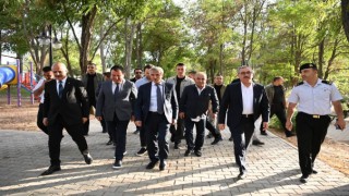 Başkan Güngör ve Vali Ünlüer, Şehirde Ziyaretlerini Sürdürüyor