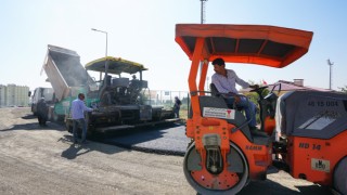 Büyükşehir, Yıldızevler Bölgesinde Asfalt Çalışmalarını Sürdürüyor
