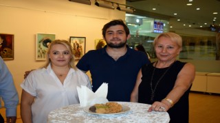 ZAMANA DOKUNMAK TEMALI AMAZON KADINLAR RESİM SERGİSİ