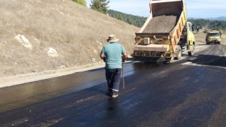 Andırın’da Kırsal Mahalle Yolları Bir Bir Yenileniyor
