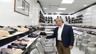 Başkan Güngör ve Vali Ünlüer, Ayakkabıcılar Sitesi Esnafını Ziyaret Etti
