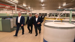Başkan Güngör ve Vali Ünlüer, İSKUR Tekstil Fabrikasını Ziyaret Etti