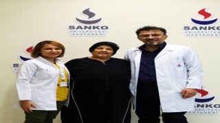 HASTAYA UYUTULMADAN BEYİN TÜMÖRÜ AMELİYATI YAPILDI