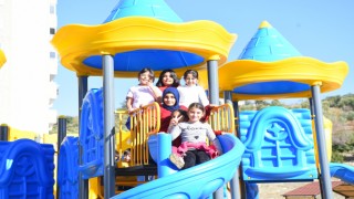 DULKADİROĞLUNDAN YENİKENT’E ÇOCUK OYUN ALANI