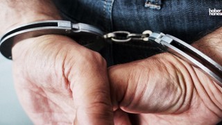 İzmir'de 73 Yaşındaki 'Torbacı' Dede Yakalandı!