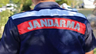 Kahramanmaraş Jandarması Yol Kontrolünde Ruhsatsız Tabanca Ele Geçirdi!