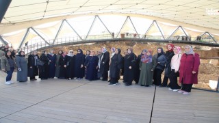 Dulkadiroğlu Belediyesi'nden Şanlıurfa'ya Kadınlar Günü Gezisi