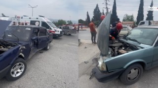 Kahramanmaraş'ta Trafik Kazası: 2 Sürücü Otomobilde Sıkıştı!