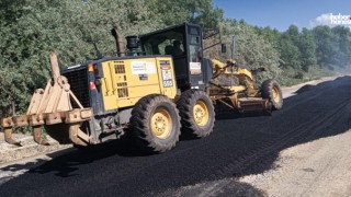 Kahramanmaraş Büyükşehir, Afşin Kırsalında 12 Mahallenin Yol Standartlarını Yükseltiyor