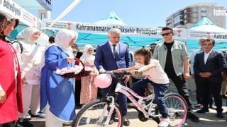 Kahramanmaraş Valisi Ünlüer, Yetim Çocuklara Bisiklet Dağıttı