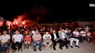 Onikişubat Belediye Başkanı Toptaş, Milli Maç Heyecanını Vatandaşlarla Paylaştı