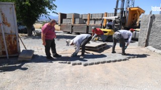 Onikişubat’ta Mahalleler Yenileniyor: Asfalt ve Kilit Parke Çalışmaları Hız Kesmeden Devam Ediyor