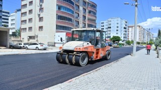 Hürriyet ve 5 Nisan Mahallelerinde Yol Kalitesi Onikişubat Belediyesi ile Yükseliyor